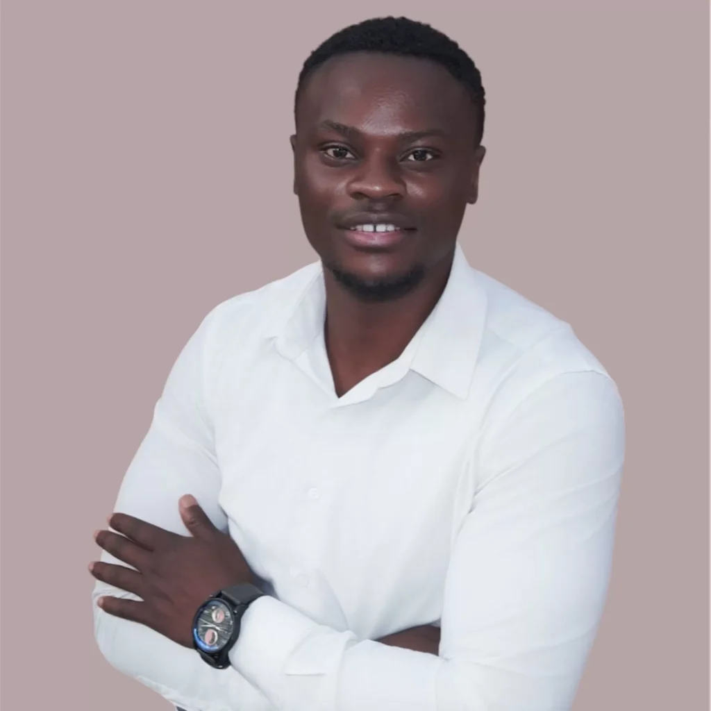 Portrait of Ahmadu Yusuf, Registered Social Worker and Psychotherapist, providing counselling for individuals, youth, teens, and adults.